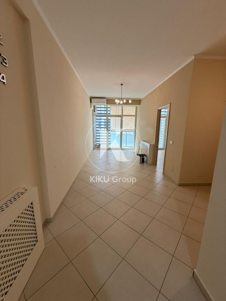 Shitet Apartament 1+1 në Kika 2