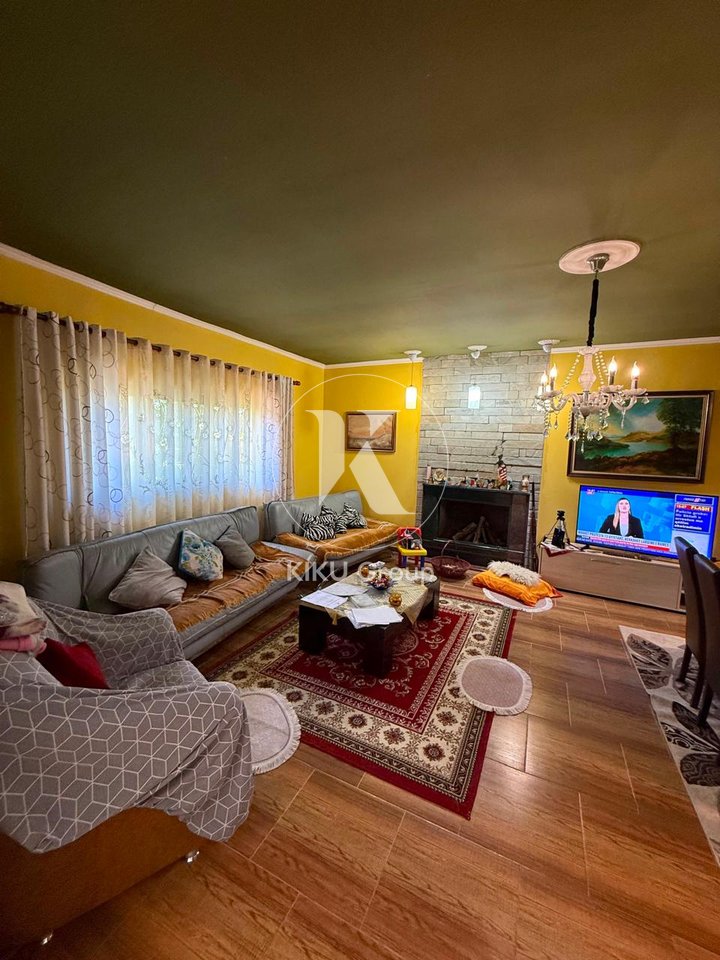 SHITET SHTËPI PRIVATE – GROPAJ, TIRANË