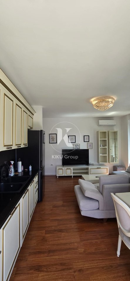Affittasi appartamento 2+1 con super veranda – Via Elbasanit