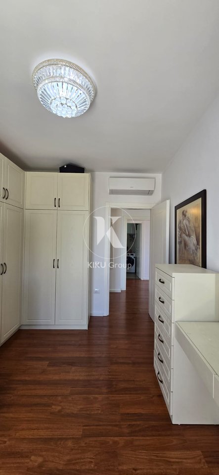 Affittasi appartamento 2+1 con super veranda – Via Elbasanit