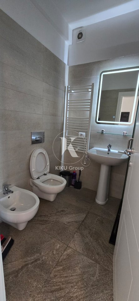 Affittasi appartamento 2+1 con super veranda – Via Elbasanit
