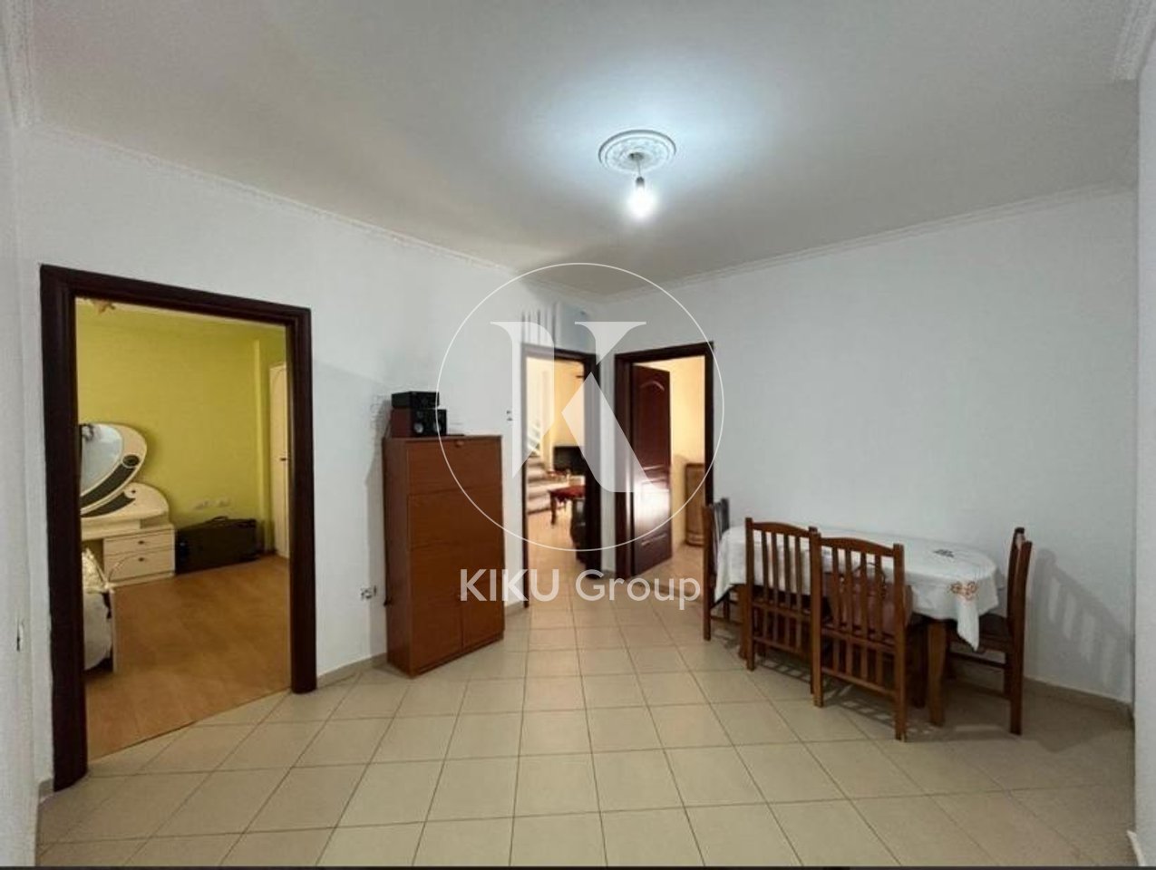 Shitet Apartament 2+1+2 në Fresk