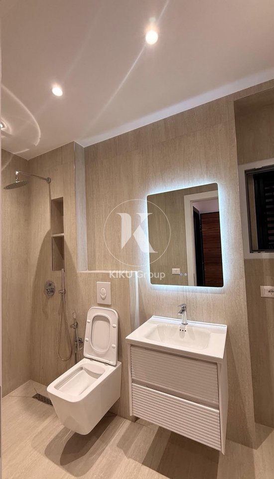 Shitet Apartament 1+1 në Rrugën Muhamet Gjollesha (21 Dhjetori) – Tiranë