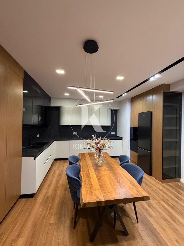 🏡 Appartamento Moderno 2+1+2 in Affitto – Garda/Bllok