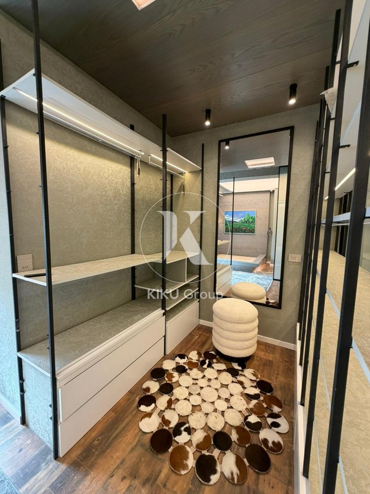 Shitet apartament 2+1 + 2 tualete Ambassador 3, prane stadiumit air albania