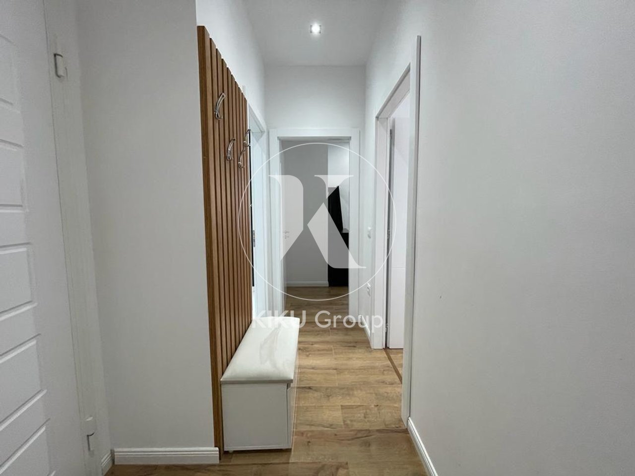 🏠 Jepet Apartament me Qira – Komuna e Parisit