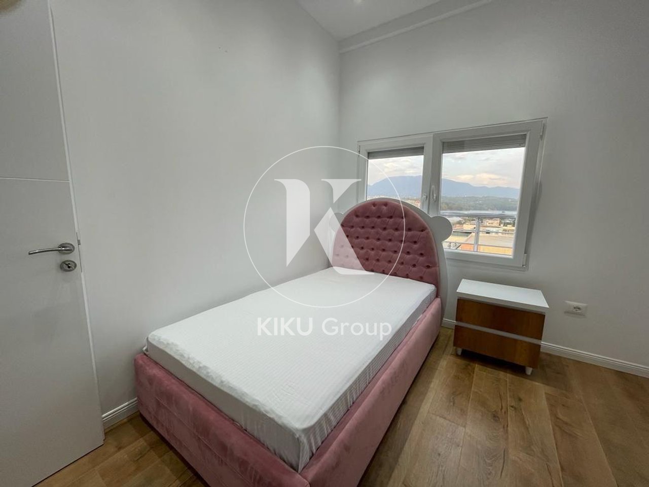 🏠 Jepet Apartament me Qira – Komuna e Parisit