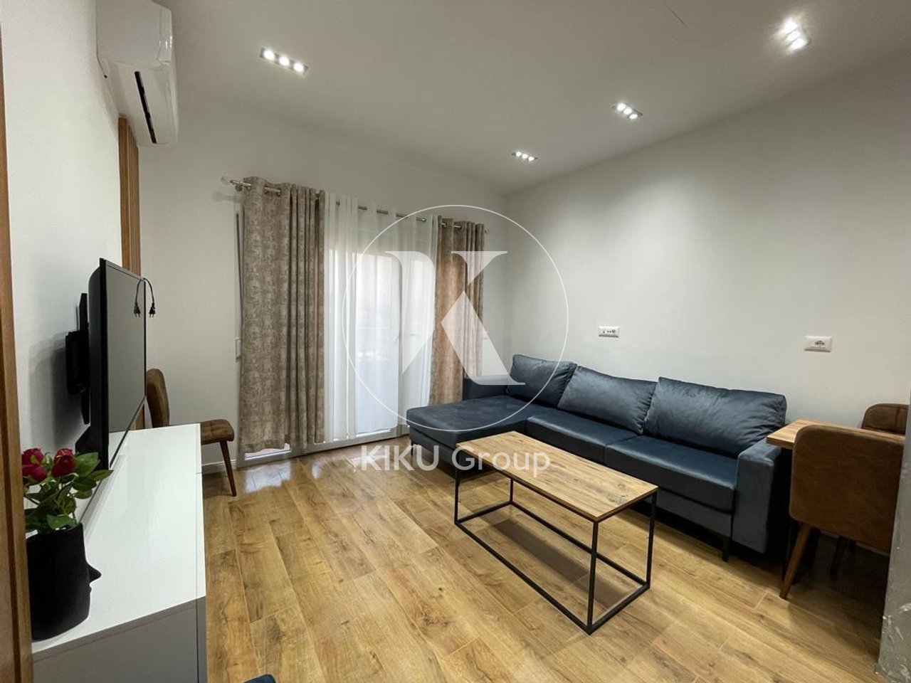 🏠 Jepet Apartament me Qira – Komuna e Parisit