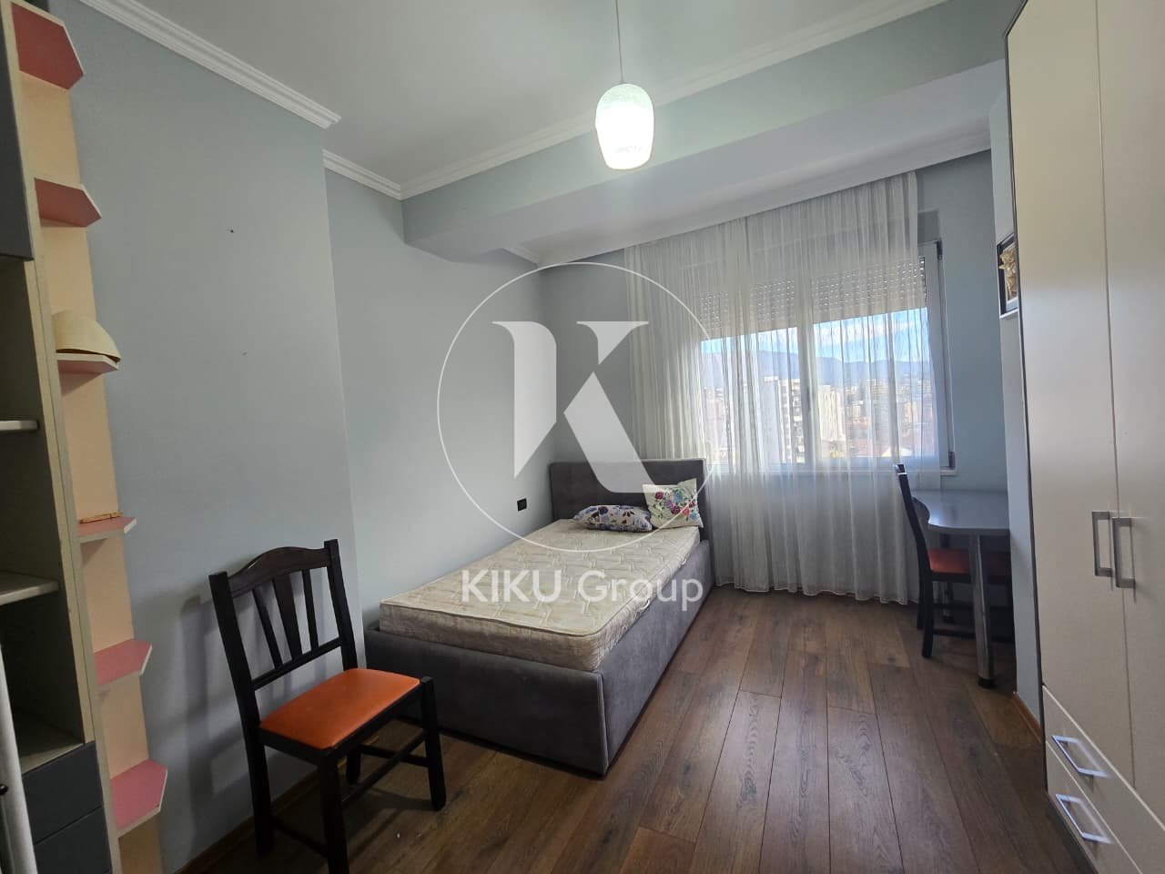 🏡 Jepet me Qera Apartament 2+1+2 – Rruga e Dibrës