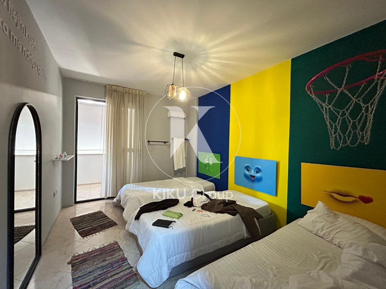 Shitet apartament 3+1+2 në 📍Rruga Nikola Tupe, Bllok.