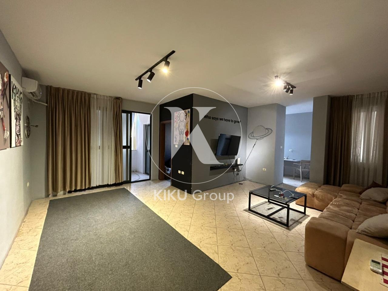 Shitet apartament 3+1+2 në 📍Rruga Nikola Tupe, Bllok.