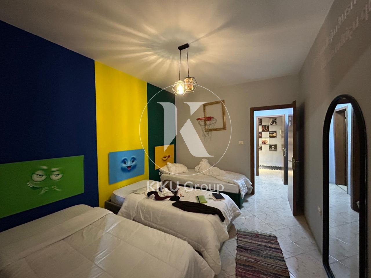 Shitet apartament 3+1+2 në 📍Rruga Nikola Tupe, Bllok.