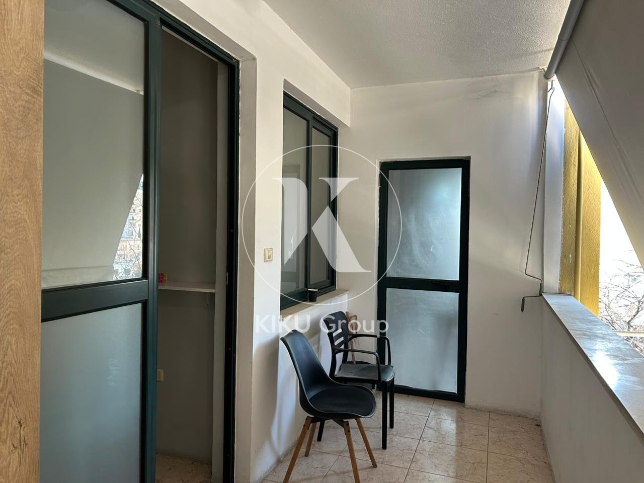 Shitet apartament 3+1+2 në 📍Rruga Nikola Tupe, Bllok.
