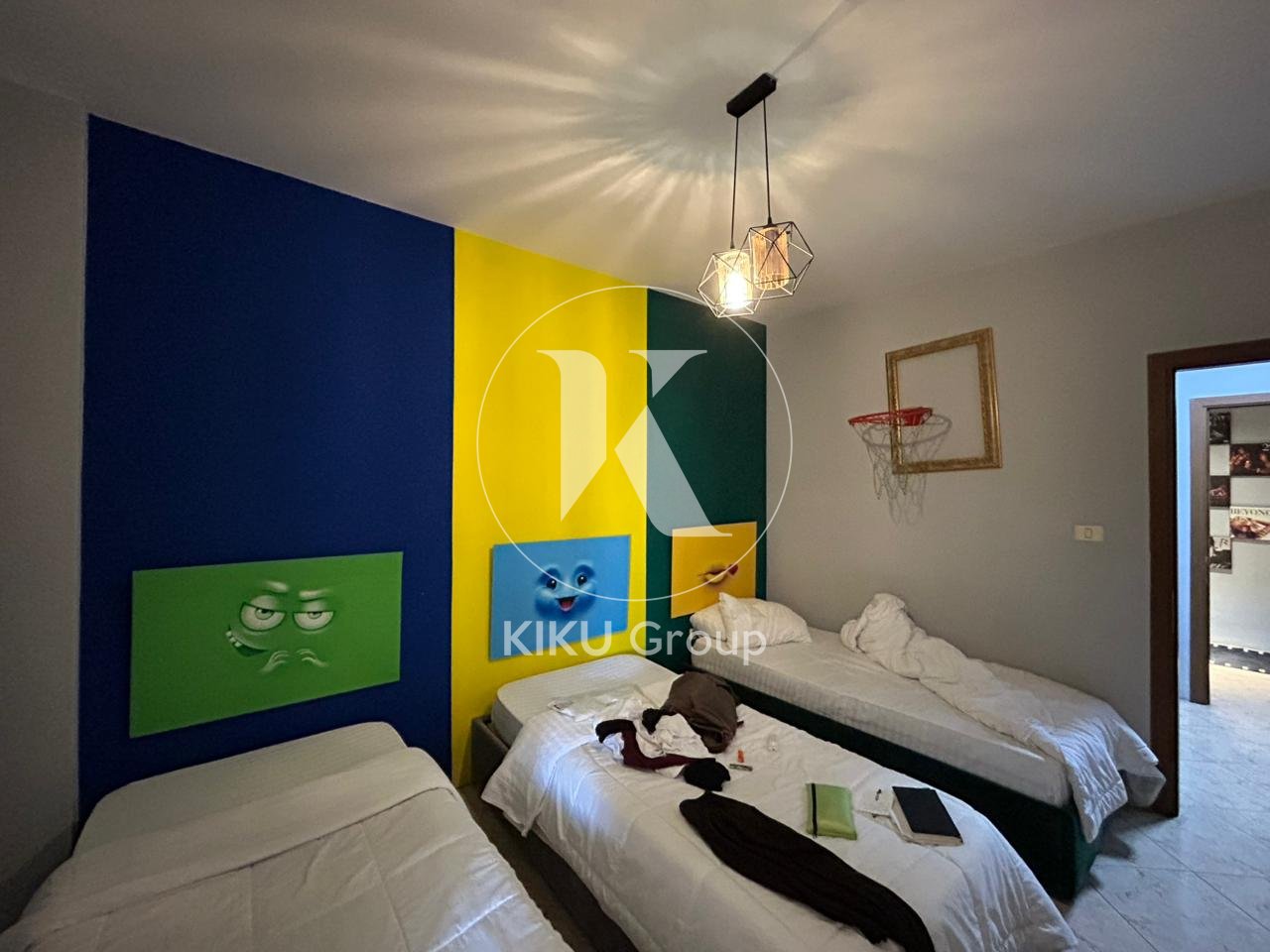 Shitet apartament 3+1+2 në 📍Rruga Nikola Tupe, Bllok.