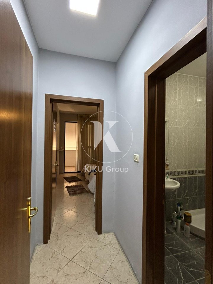 Shitet apartament 3+1+2 në 📍Rruga Nikola Tupe, Bllok.