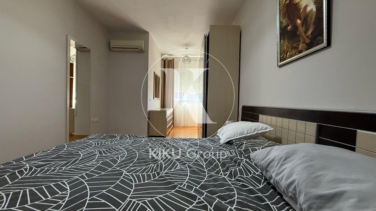 Shitet apartament 2+1 pranë Stadiumit Air Albania Rruga e Elbasanit!