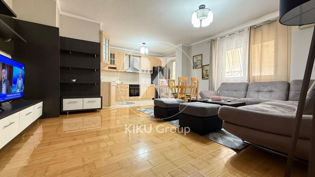 Shitet apartament 2+1 pranë Stadiumit Air Albania Rruga e Elbasanit!