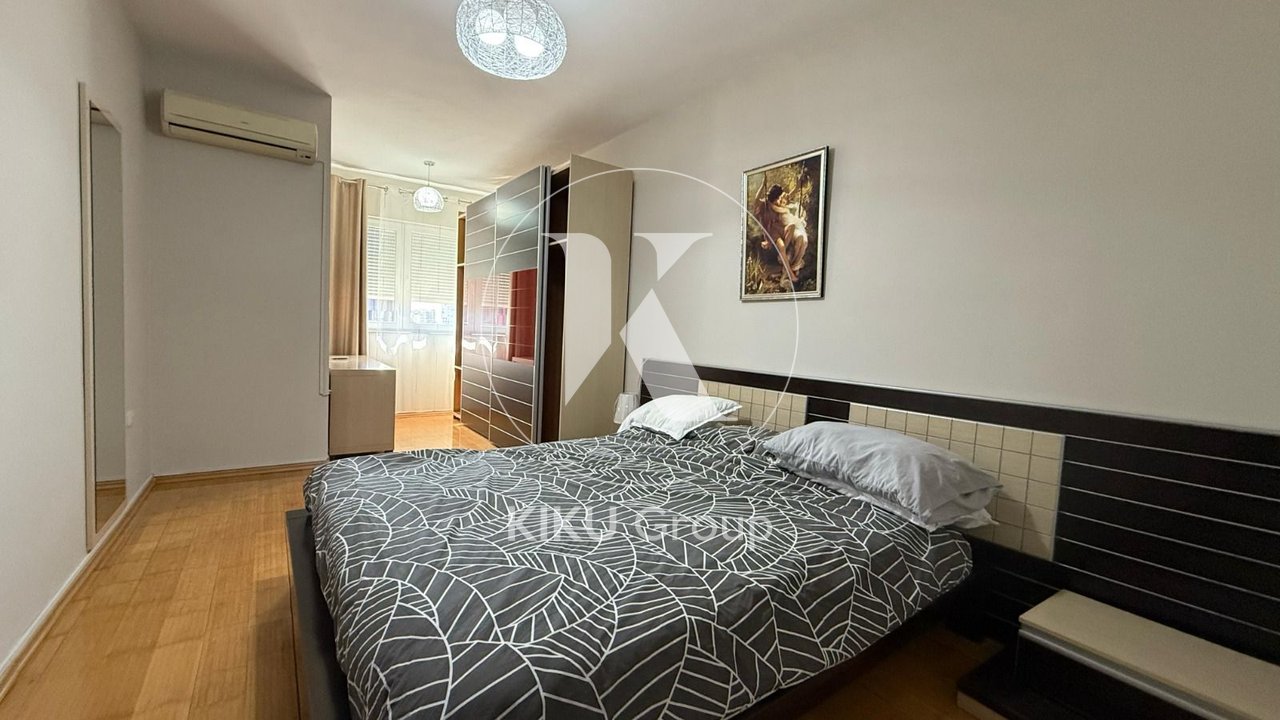 Shitet apartament 2+1 pranë Stadiumit Air Albania Rruga e Elbasanit!