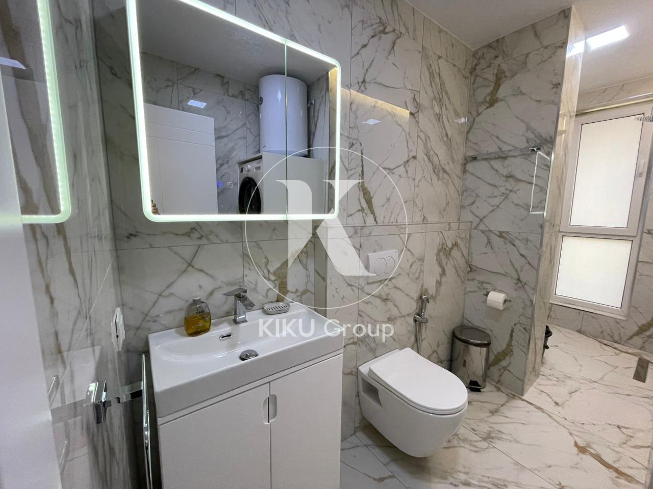 🏢 Apartament 1+1 me qera – 21 Dhjetori, Tiranë