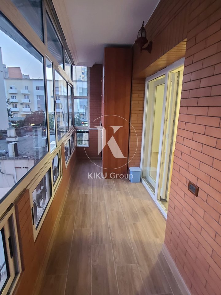 🏢 AMBIENT FOR RENT – CENTER, TIRANA