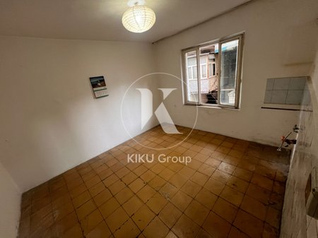 🏡 Shitet Apartament 1+1 me kuzhinë të veçuar