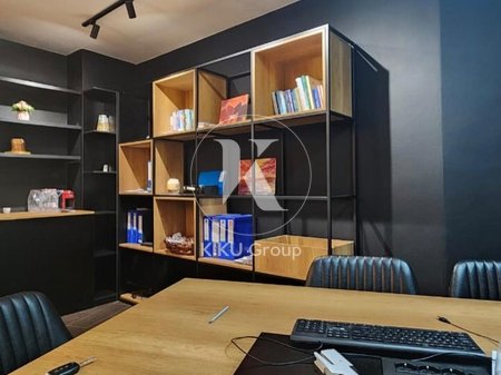 Ambient Zyre 2+1+2 për Qira 📊