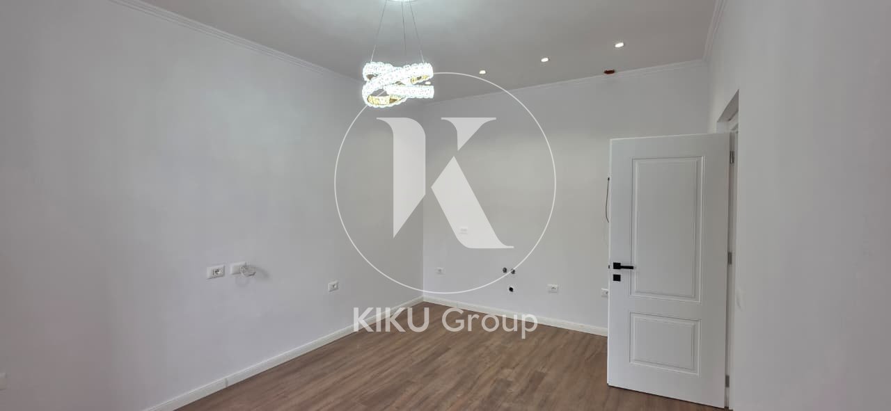 Shitet Apartament 2+1 pranë Rrugës Bardhyl