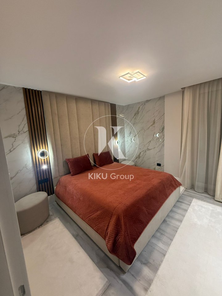 Apartament luksoz 2+1+2 me qira në Bllok