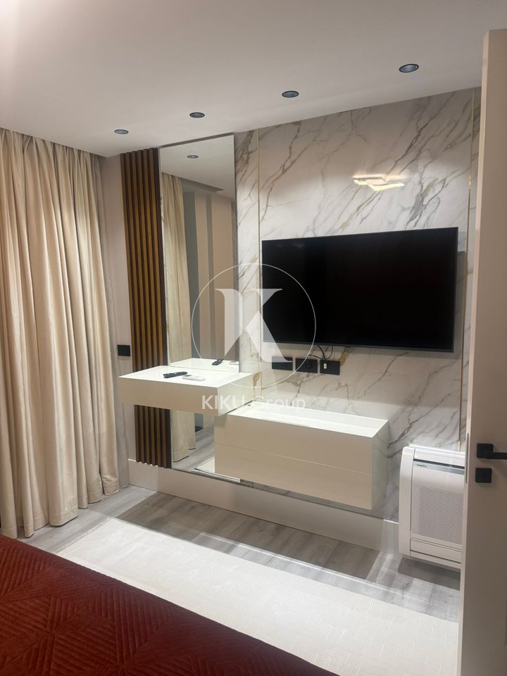 Apartament luksoz 2+1+2 me qira në Bllok