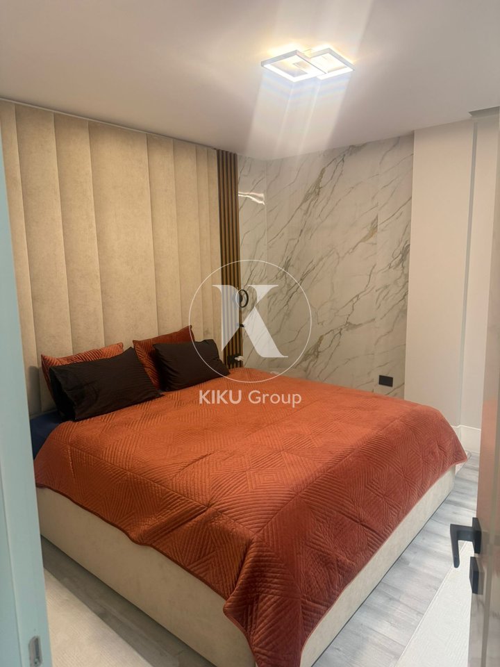 Apartament luksoz 2+1+2 me qira në Bllok