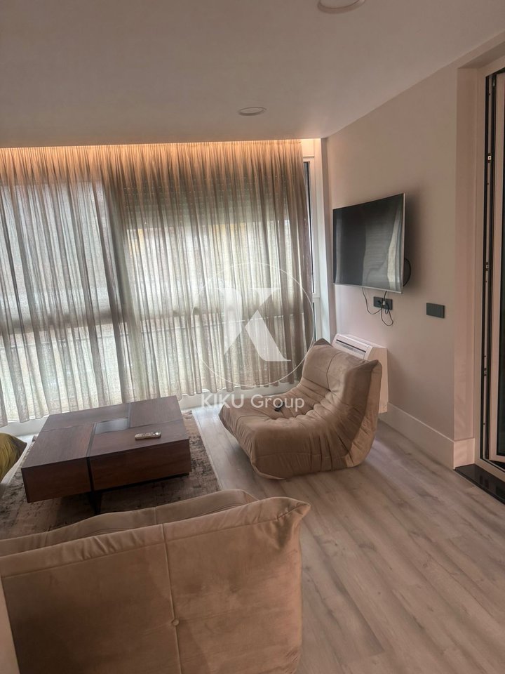 Apartament luksoz 2+1+2 me qira në Bllok