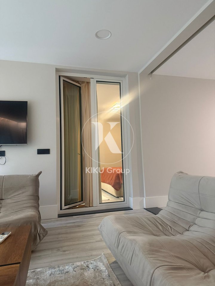 Apartament luksoz 2+1+2 me qira në Bllok