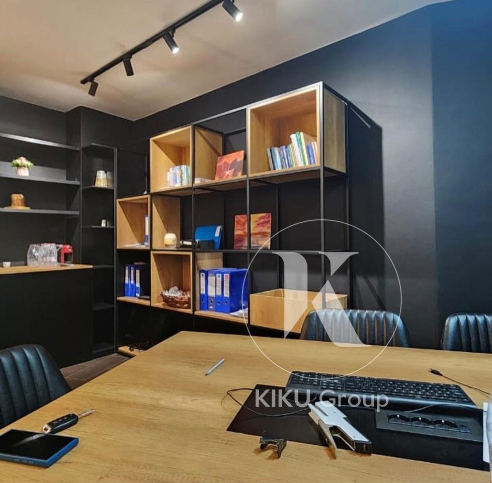 Ambient Zyre 2+1+2 për Qira 📊