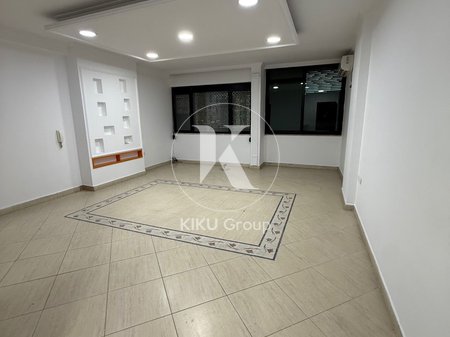 🏢 UFFICIO IN AFFITTO – VIA BLLOK / NIKOLLA TUPE