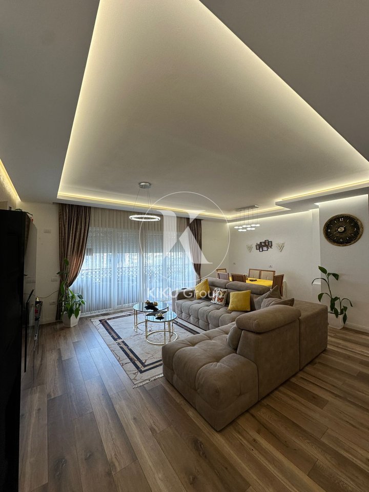🏡 Super Appartamento 2+1+2 con Veranda in Vendita 🌿