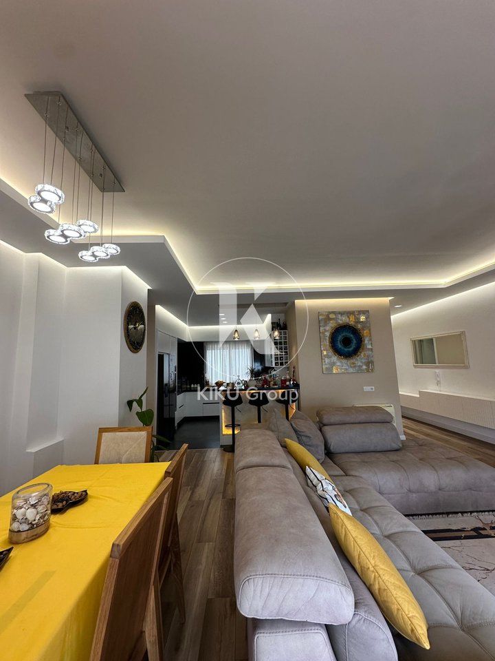 🏡 Super Appartamento 2+1+2 con Veranda in Vendita 🌿