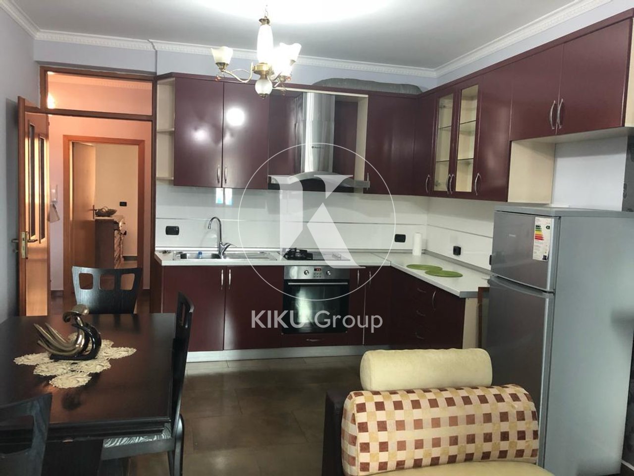 JEPET ME QIRA – APARTAMENT 2+1 | Rruga e Dibrës