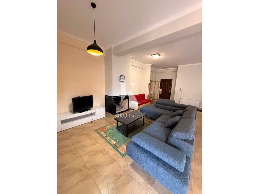 APARTAMENT 3+1 PËR QIRA, Rruga Peti