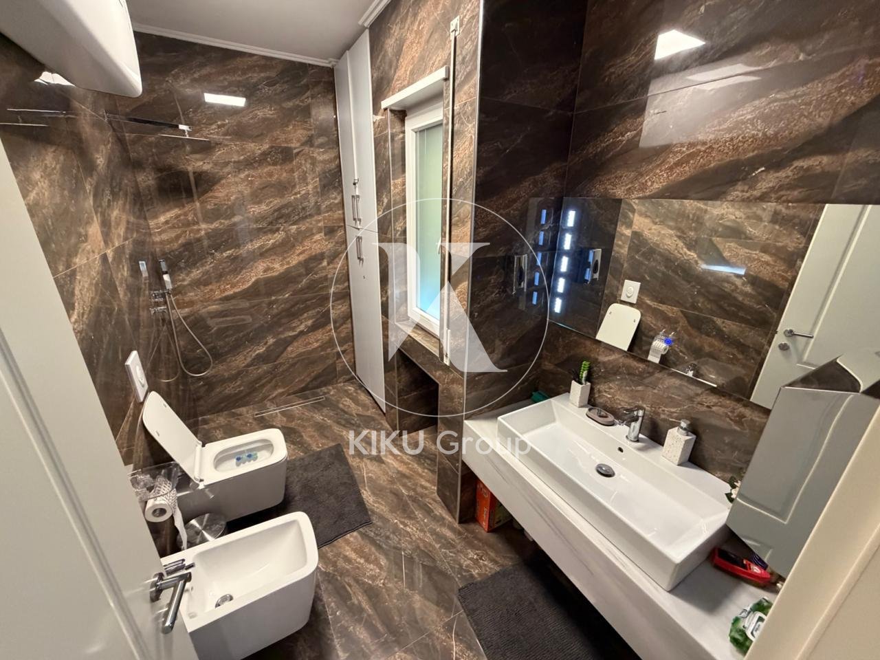 🏡LUXURY VILLA FOR RENT WITH LAKE VIEW