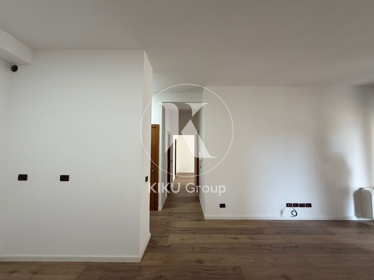 🏢 Ambient për Qira – Zona Garda