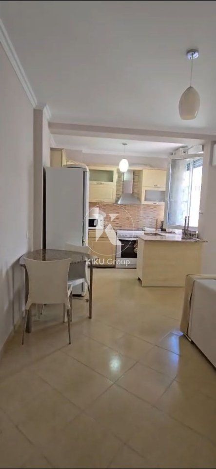 🏢 Apartment 2+1 for Rent – Paris Commune