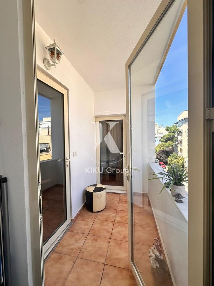 🏡 Shitet Apartament 1+1 – Shkëmbi i Kavajës