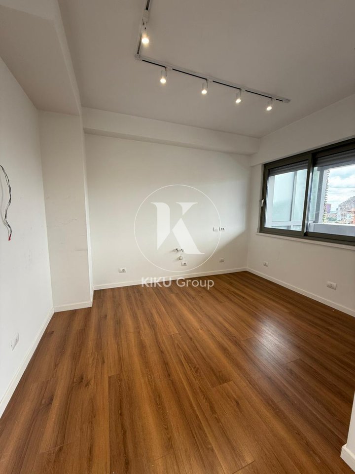 🏢 Ufficio in Affitto – 📍Bllok