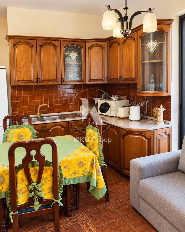 In Affitto: Appartamento 2+1 in Via Qemal Stafa!