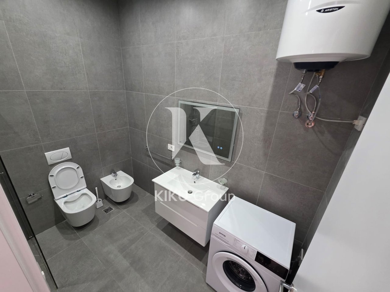 Apartament 1+1 +parkim me qira tek Kompleksi Delijorgji.