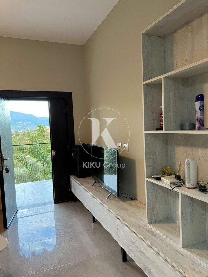 TERRENO DI 400 m² CON EDIFICIO IN VENDITA – VECCHIO SAUK