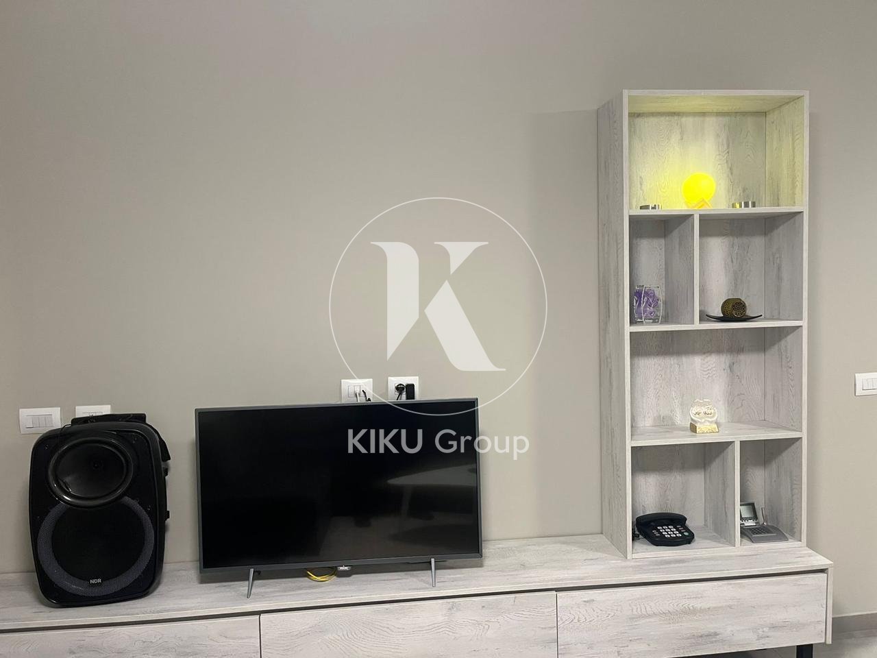 TERRENO DI 400 m² CON EDIFICIO IN VENDITA – VECCHIO SAUK