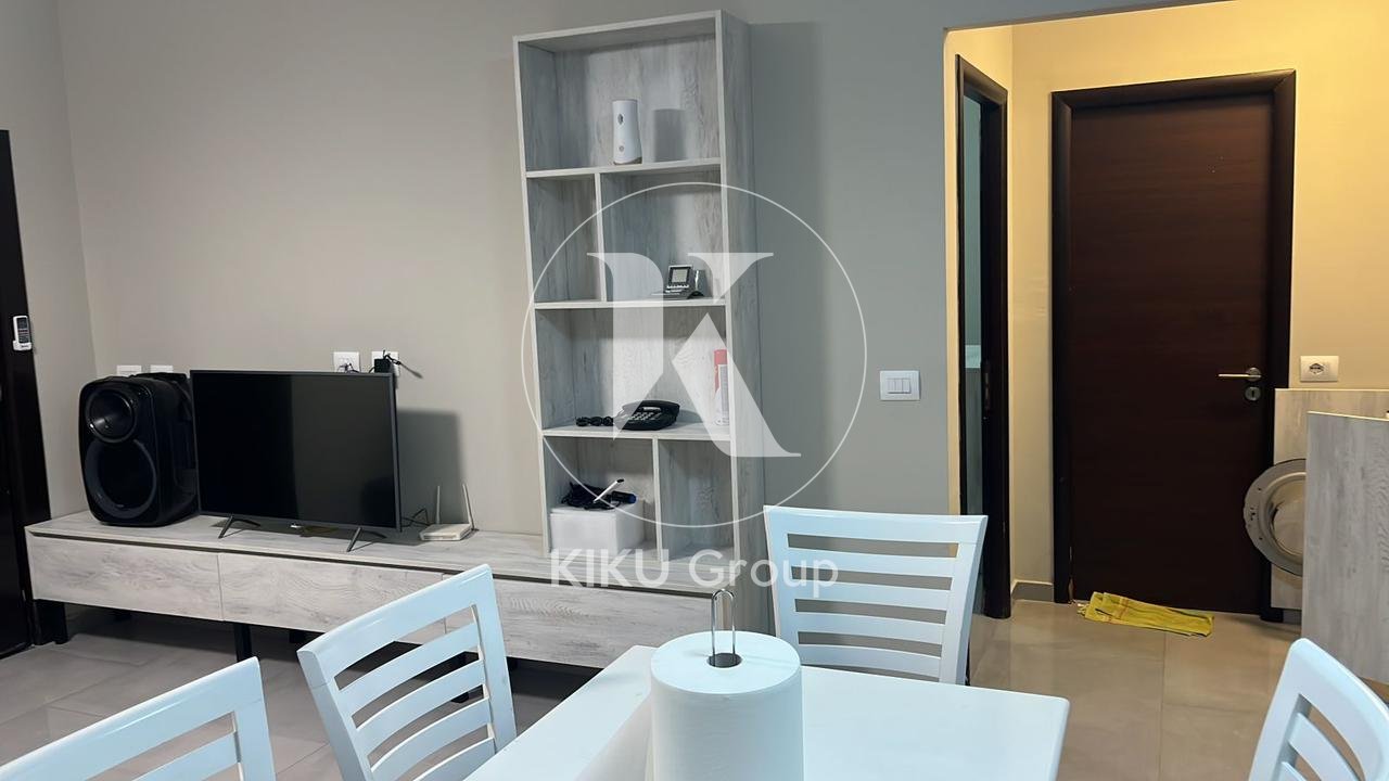 TERRENO DI 400 m² CON EDIFICIO IN VENDITA – VECCHIO SAUK