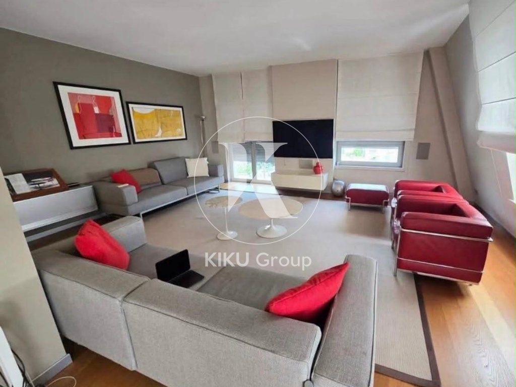 SHITET APARTAMENT EKSKLUZIV 2+1+2 + 2 POSTE    BLLOK, PRANË JURIDIKUT