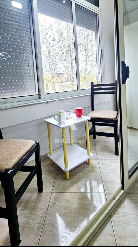 Apartament 1+1 me Qira – Rruga e Kavajës, pranë Bllokut të Ambasadave